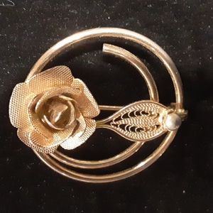 Vintage brooch by Sarah Coventry